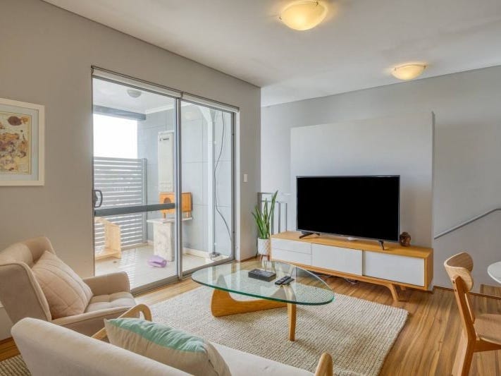 Sales Property - pRedcliffe, WA 6104