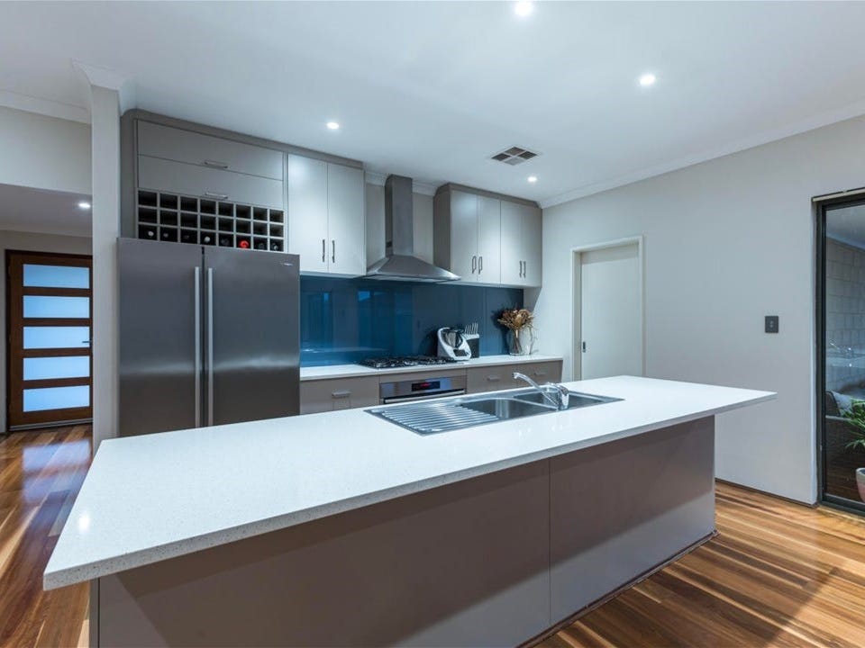 Private Rental in Bullsbrook, WA 6084