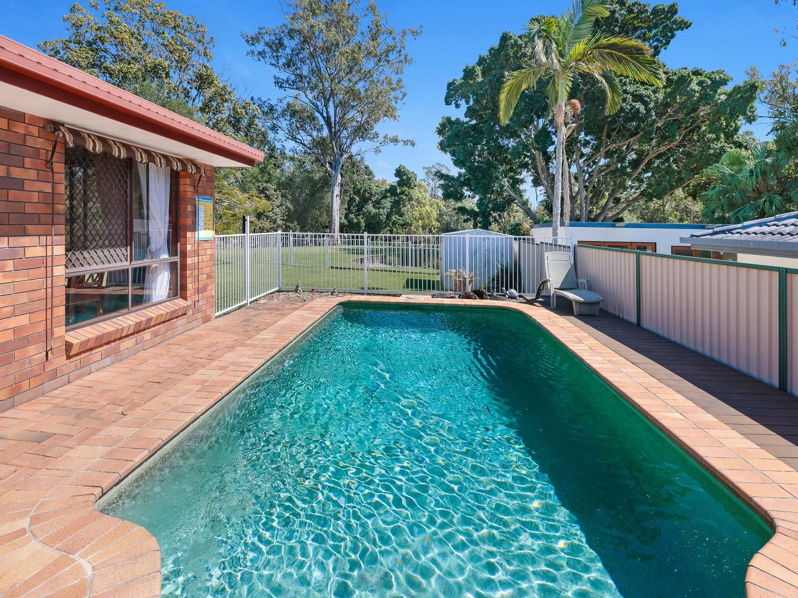 Private Rental in Helensvale, Qld 4212