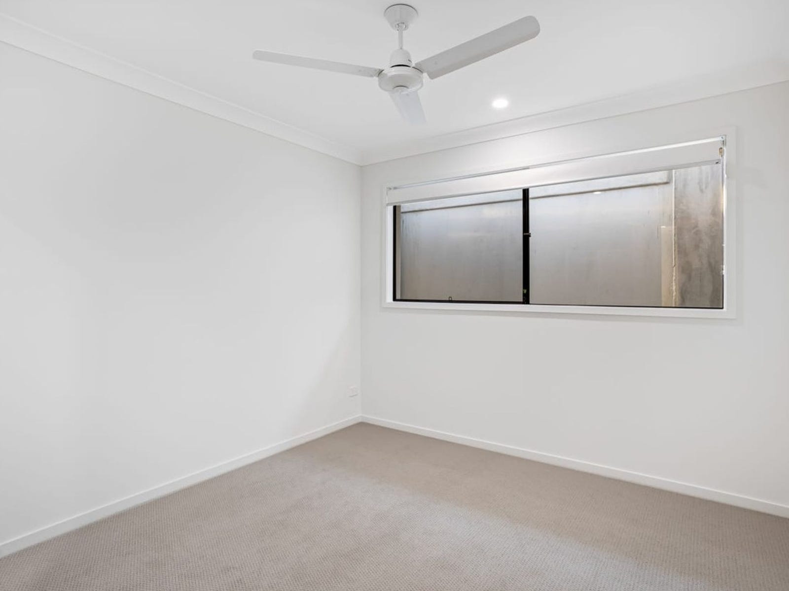 Private Rental in Flagstone, Qld 4280