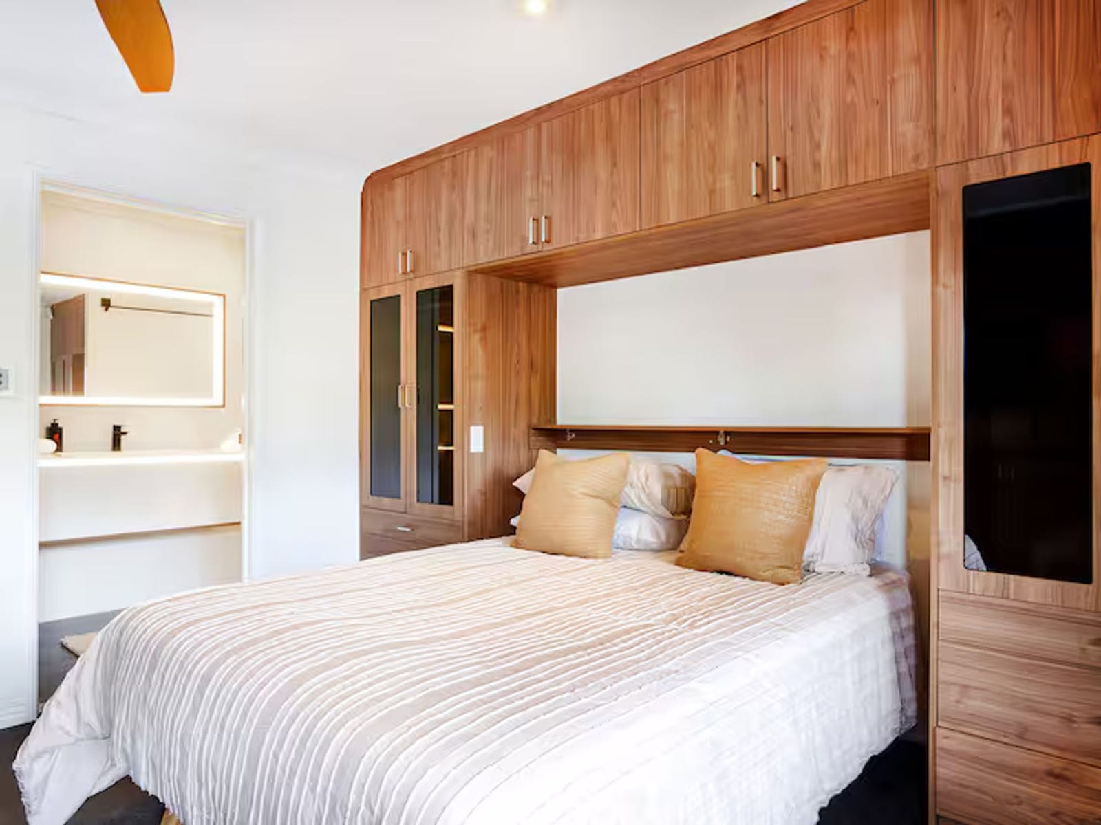 Private Rental in Bundall, Qld 4217