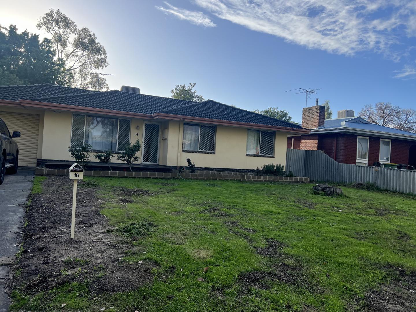 Private Rental in Maddington, WA 6109