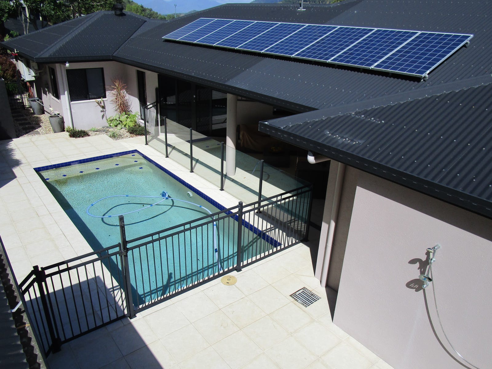 Private Rental in Brinsmead, Qld 4870