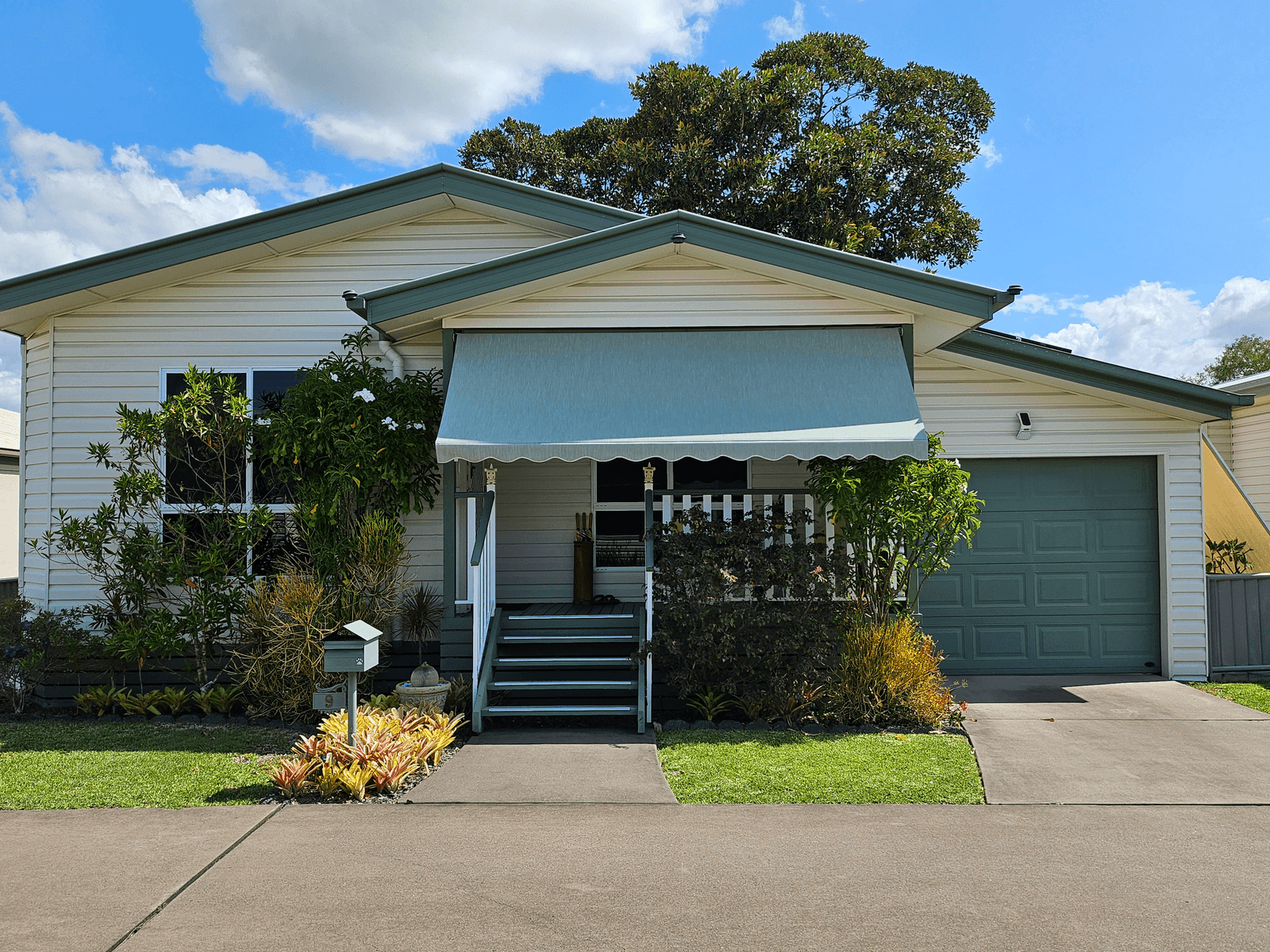 Sale Property - Moores Pocket, Qld 4305