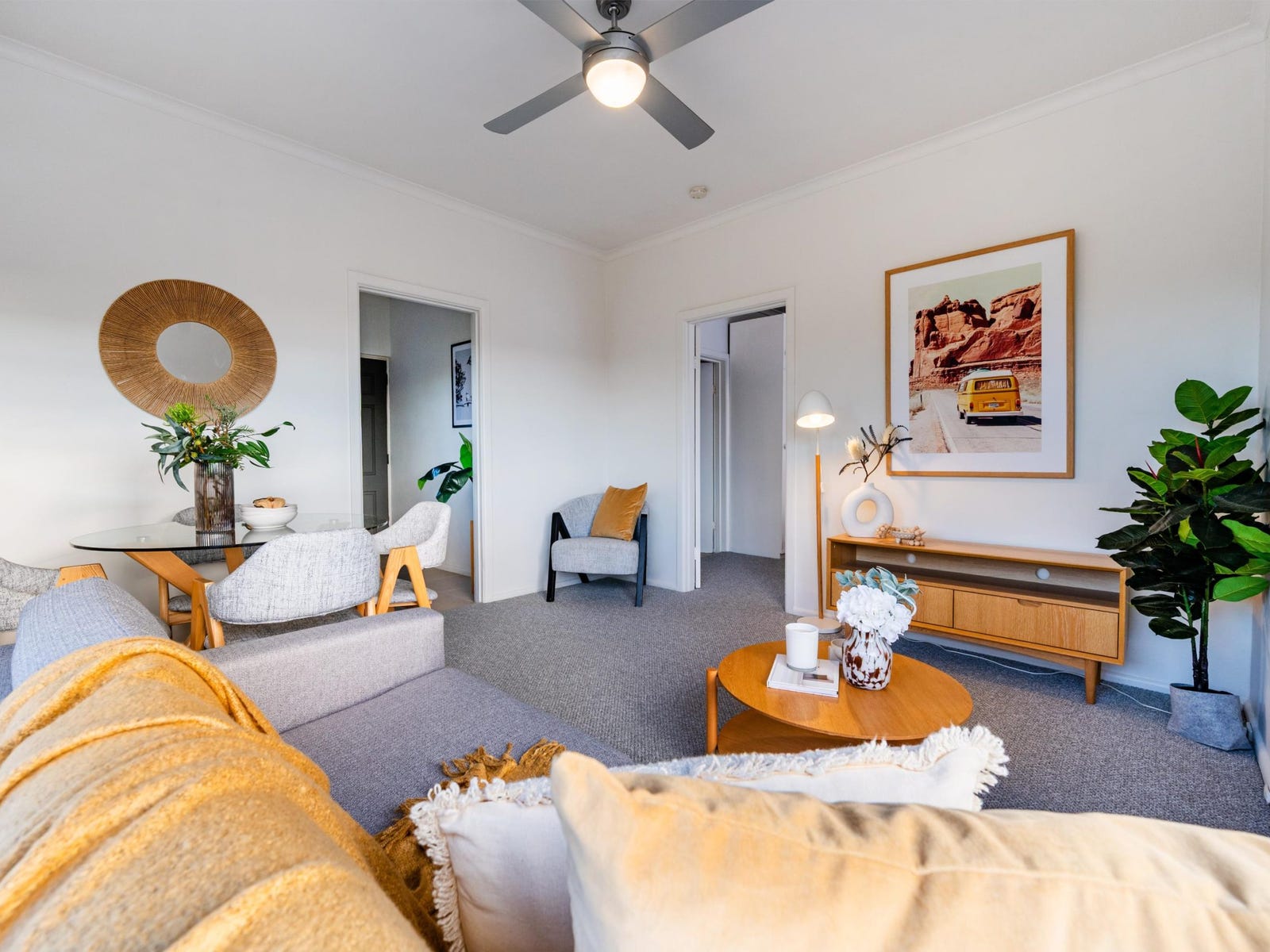 Rental Property - pParkdale, Vic 3195