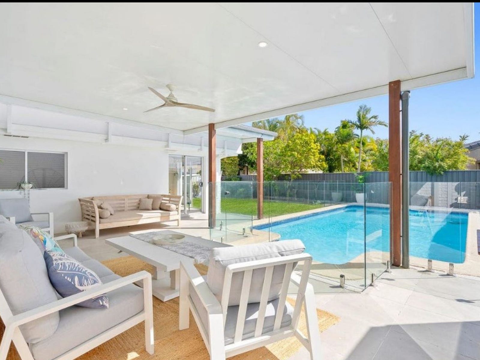 Private Rental in Burleigh Waters, Qld 4220