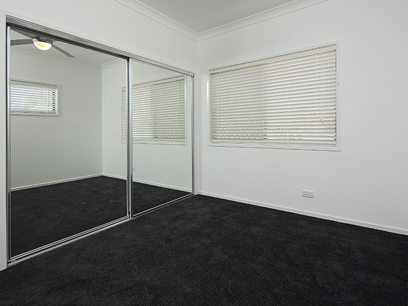 Private Rental in Hawthorne, Qld 4171