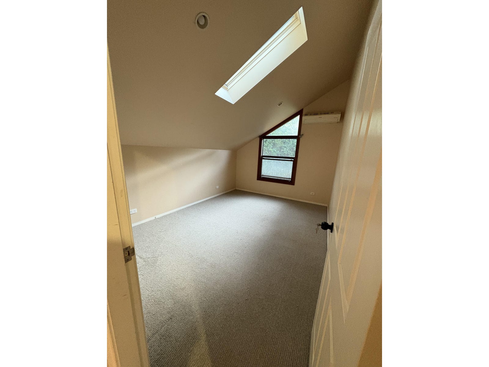 Private Rental in Wamberal, NSW 2260