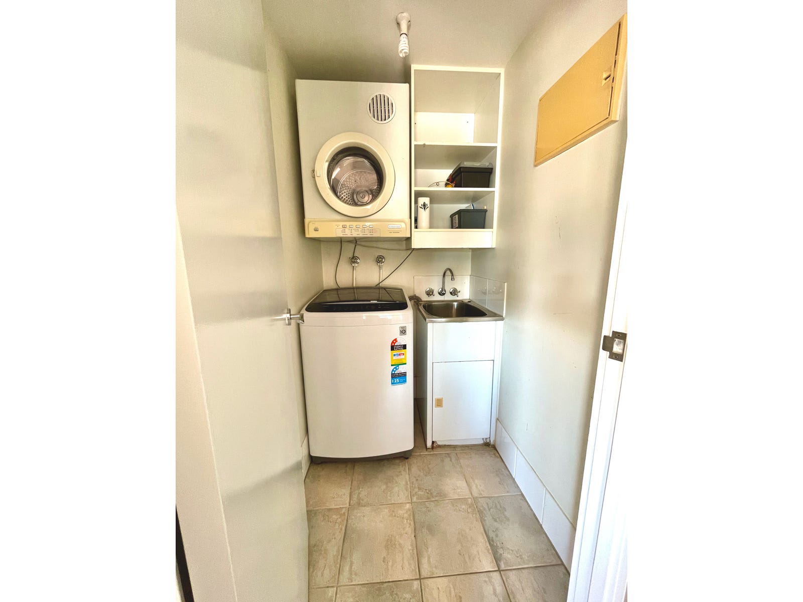 Private Rental in Cairns City, Qld 4870
