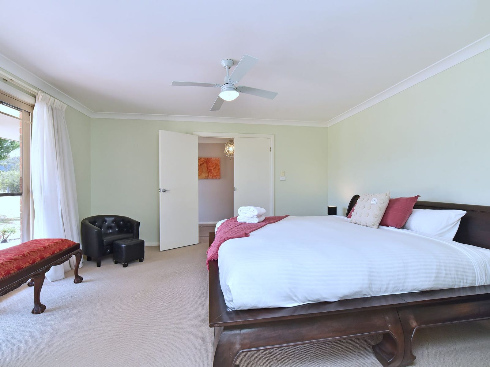 Private Rental in Broke, NSW 2330
