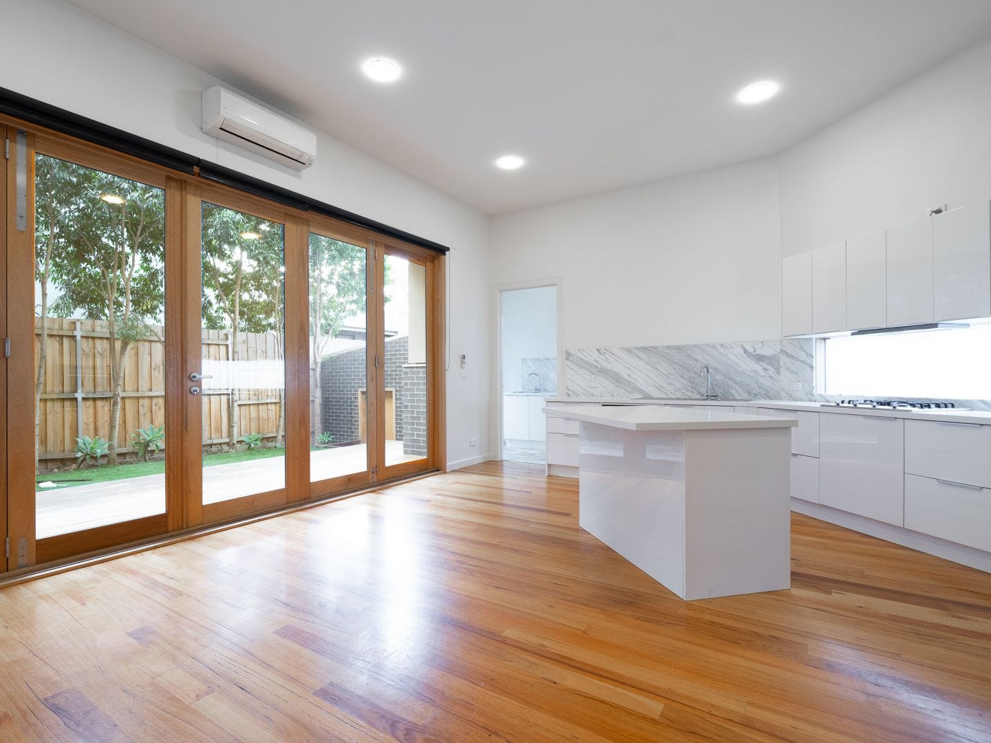 Private Listing - Kew, Vic 3101