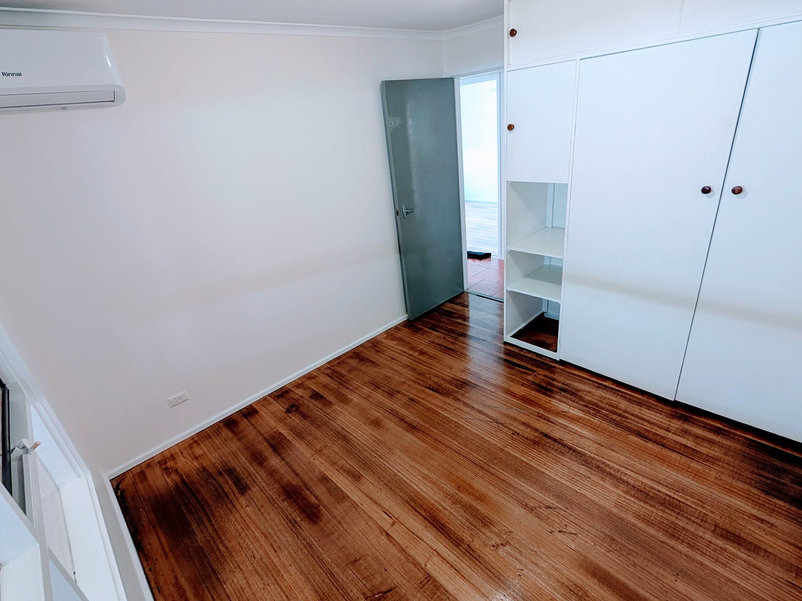 Property for Rent: Cranbourne, Vic 3977