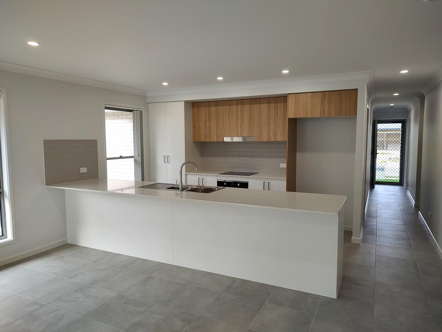 Private Rental in Burpengary, Qld 4505