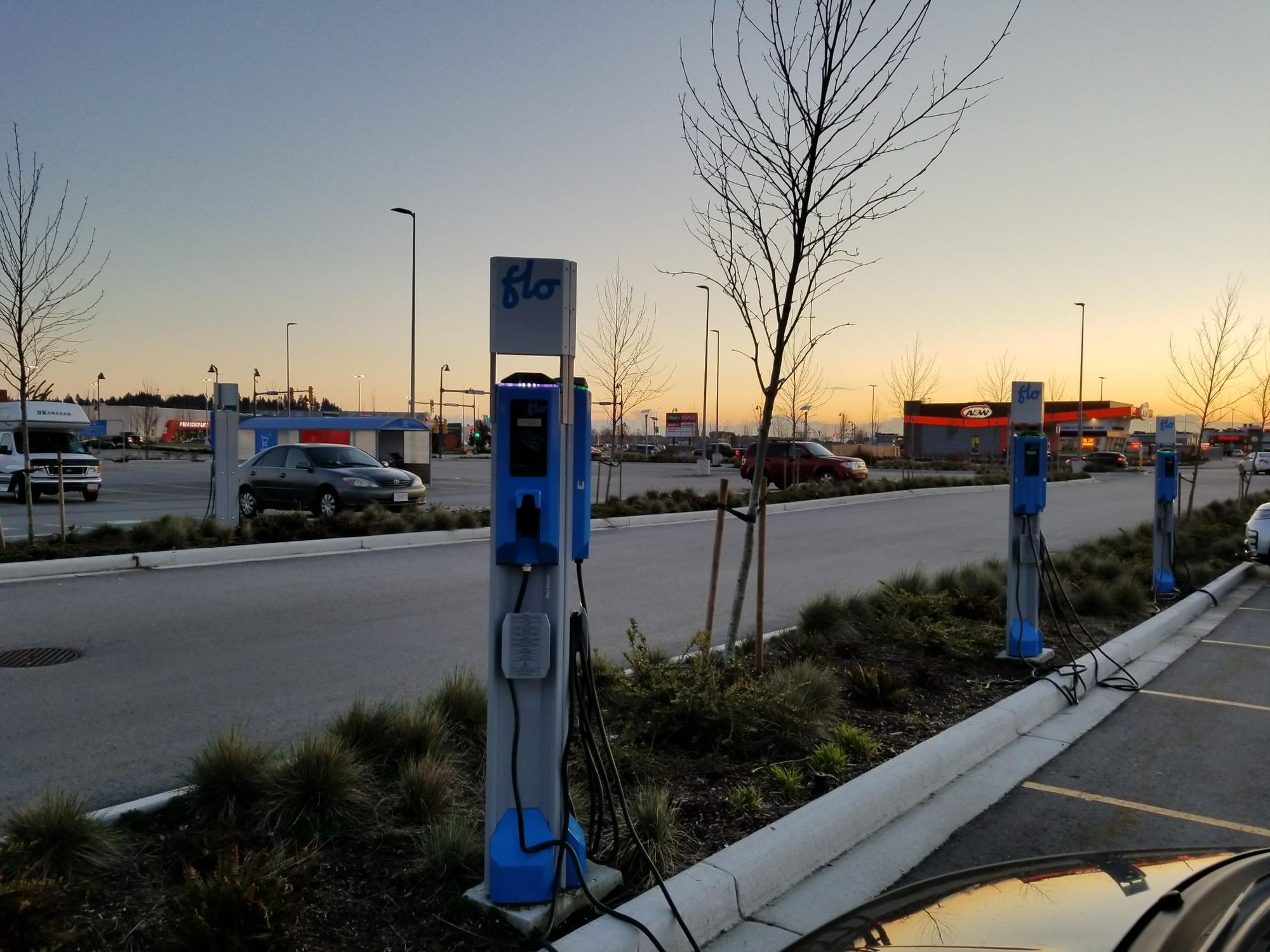 Lots of new chargers? Walmart announces rollout of electric car charging stations across