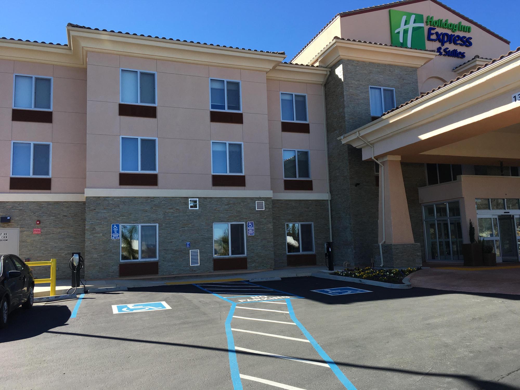 Holiday Inn Express PlugShare