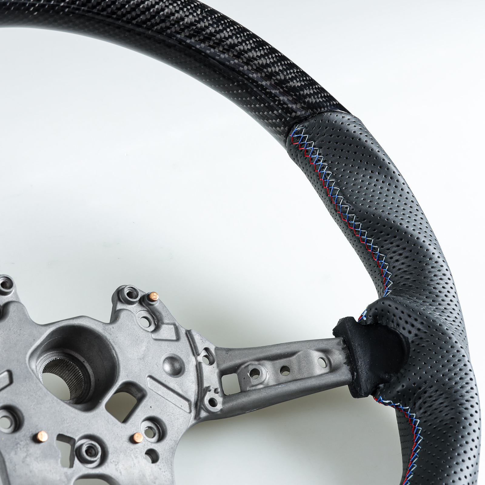 Carbon Leather Steering Wheel For BMW F10 F11 F07 F12 F13 F06 F01 F02