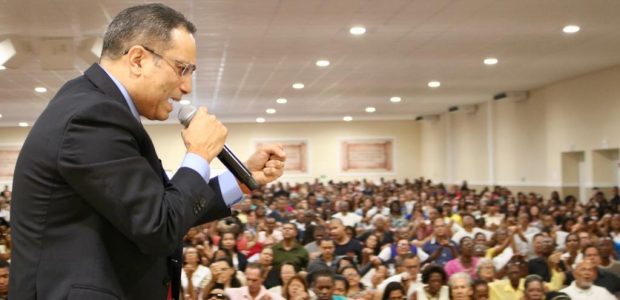 Bispo Marcus Silva, responsável pelo trabalho da Universal na Bahia