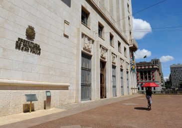 Site inventa que Universal está montando ‘exército de PMs’