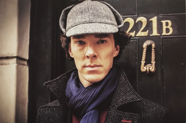 мем расследование. грядёт восточный ветер он тебя унесет. шерлок холмс сериал грядет восточный ветер. грядет восточный ветер шерлок. подул восточный ветер шерлок.