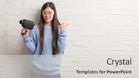  Presentation with medicina tradicional chinesa chinese herb - Colorful slide deck enhanced with 8 sides - young chinese woman filming holding backdrop and a light gray colored foreground