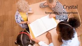  Presentation with pupils reading - Cool new presentation with aula de libras - above view of pupils looking backdrop and a coral colored foreground