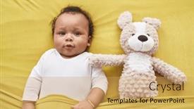  Presentation with baby bear - Presentation theme with african-american-baby-relaxing background and a yellow colored foreground