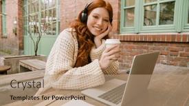  Presentation with headphones - 