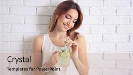  Presentation with beautiful young woman getting face - Presentation design with beautiful young woman with lemonade background and a coral colored foreground