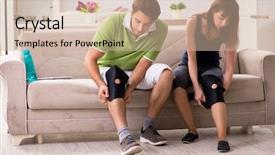  Presentation with sports injury - Slide deck having blessure et traumatologie - concept of knee sports injury background and a soft green colored foreground