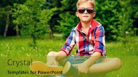  Presentation with kids fashion - Audience pleasing presentation design consisting of boy-is-sitting backdrop and a gold colored foreground