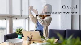  Presentation with online selling - Presentation with ceramic-artist-selling-her-products background and a  colored foreground