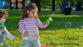  Presentation with children playing - 