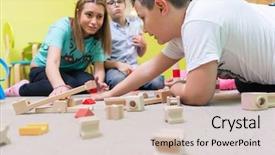  Presentation with patience - Presentation theme consisting of children to build with patience background and a soft green colored foreground