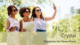  Presentation with tourism selfie - Presentation theme consisting of city guide and map background and a blonde colored foreground