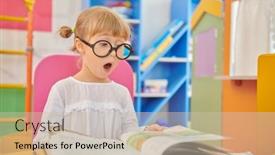  Presentation with early childhood education - Presentation theme consisting of clever-little-girl-with-fair background and a soft green colored foreground