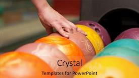  Presentation with golf player playing - Slide deck consisting of close-up of bowling player background and a gold colored foreground