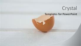  Presentation with broken egg - 