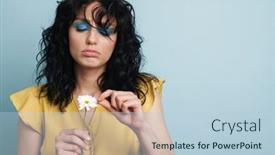  Presentation with chamomile - Cool new PPT theme with close-up-portrait backdrop and a light blue colored foreground