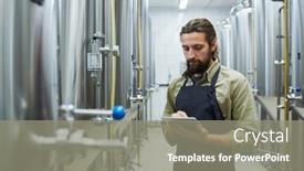  Presentation with craft beer - Slide set consisting of craft-beer-brewery-worker background and a gray colored foreground