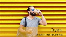  Presentation with yellow paper - Beautiful PPT layouts featuring desechos solidos - drinks technology and people concept backdrop and a gold colored foreground