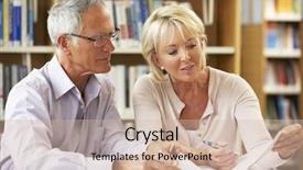  Presentation with students working in groups - PPT theme enhanced with enseignement superieur - senior students working in library background and a soft green colored foreground