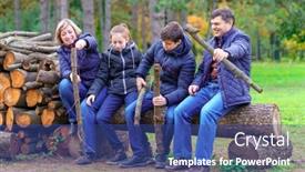  Presentation with children talking - Presentation theme consisting of family-relaxing-outdoor-in-autumn background and a ocean colored foreground