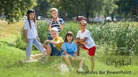  Presentation with preschool - Slide set consisting of five-preschool-children-posing background and a yellow colored foreground