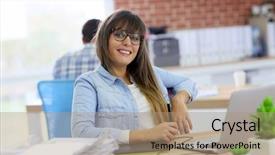  Presentation with teachers working around a table - Presentation theme with fondos halloween - young woman working with graphic background and a  colored foreground