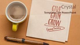  Presentation with personal development - Slide deck consisting of give-gain-and-grow-giving background and a lemonade colored foreground