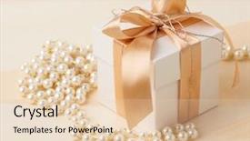  Presentation with pearl - Slide deck with gold ribbon with pearl necklace background and a lemonade colored foreground