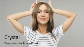  Presentation with antlers - Presentation theme featuring hands holding fingers as antler background and a light gray colored foreground