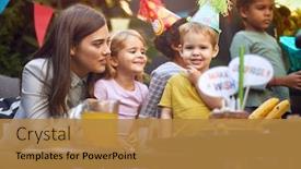  Presentation with birthday boy - Slide set with happy-family-at-a-birthday background and a gold colored foreground