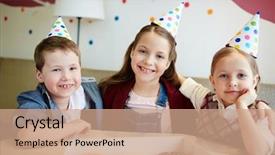  Presentation with birthday kids - Slide deck consisting of happy kids in birthday-caps background and a  colored foreground