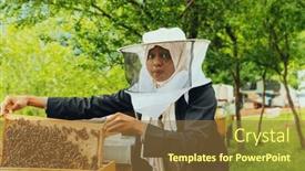  Presentation with honey bee - 